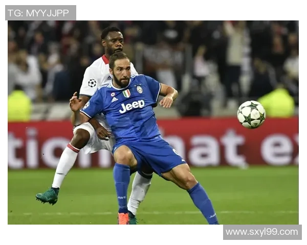 尤文图斯6-2大胜里昂争议判罚引发全场热议与惊喜瞬间