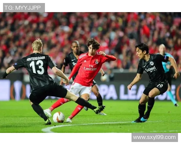 世界杯精彩对决马竞大胜本菲卡补时进球点燃全场激情