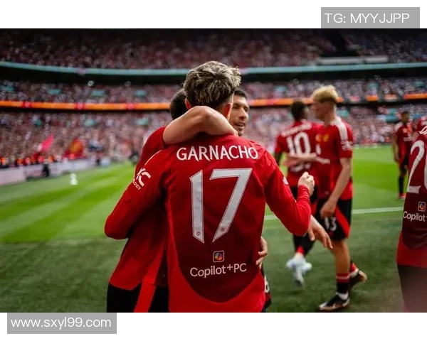 德甲激战:巴黎圣日耳曼逆转曼城红牌争议引发全场热议